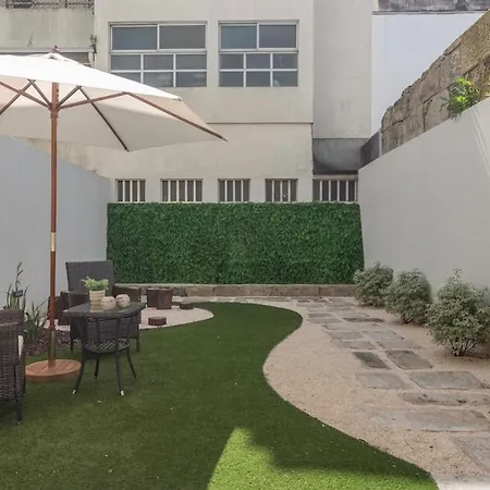 Charmhouse Garden Downtown Apartamento